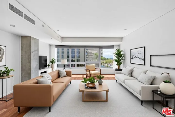 1155 S Grand Avenue 915, Los Angeles, California 90015