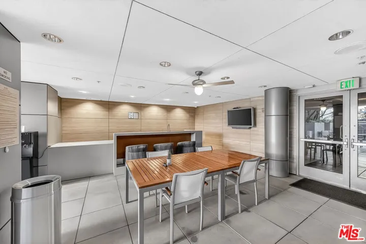 1155 S Grand Avenue 915, Los Angeles, California 90015