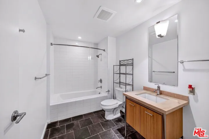 1155 S Grand Avenue 915, Los Angeles, California 90015