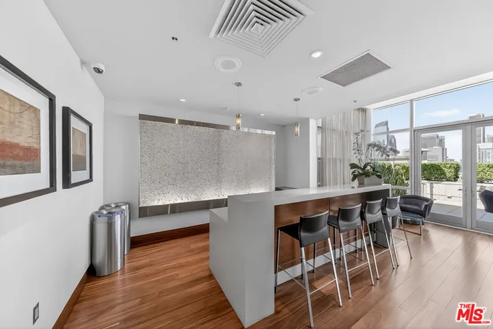 1155 S Grand Avenue 915, Los Angeles, California 90015