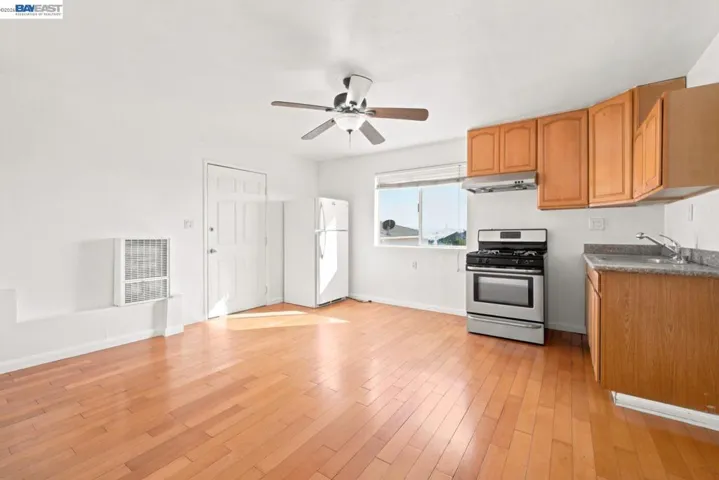 17005 Santa Fe St, Hayward, California 94541