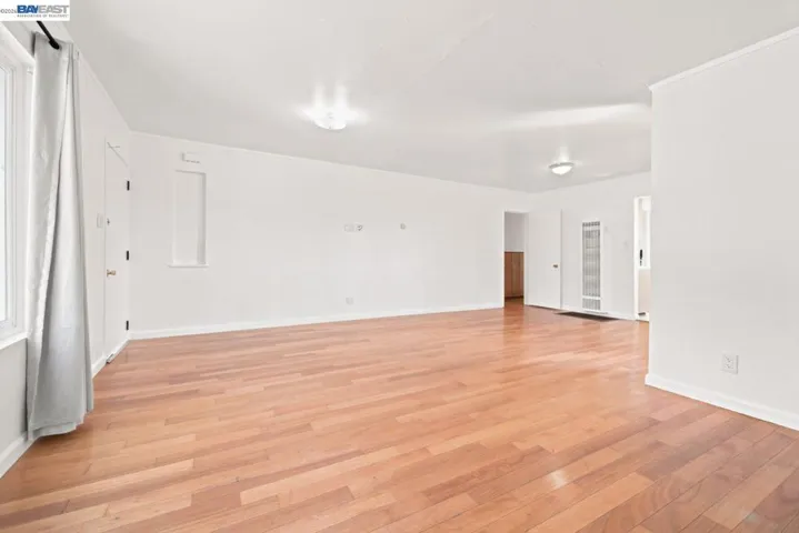 17005 Santa Fe St, Hayward, California 94541