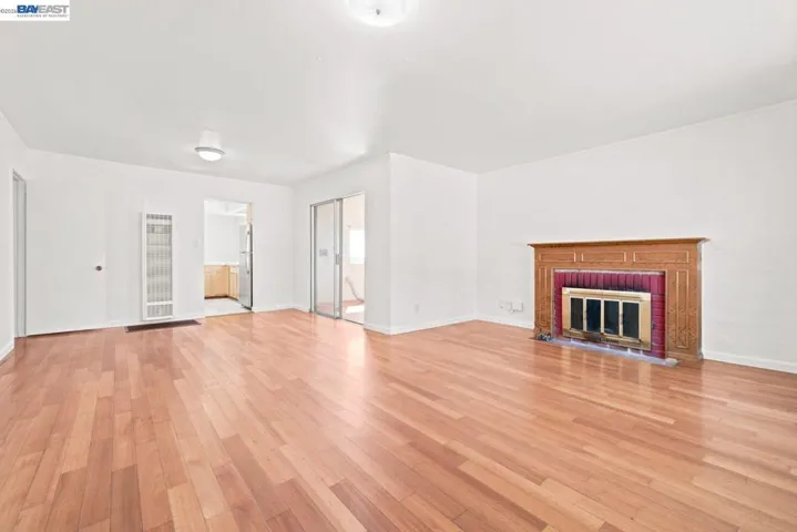 17005 Santa Fe St, Hayward, California 94541