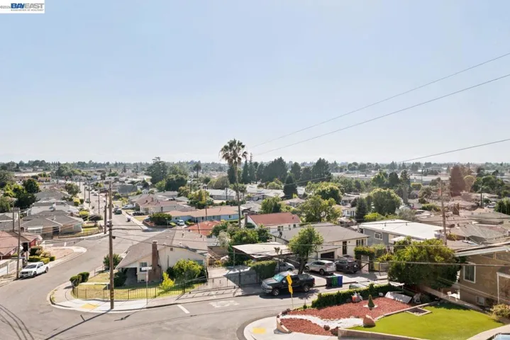 17005 Santa Fe St, Hayward, California 94541