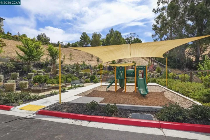 296 Laurel Knoll Dr, Martinez, California 94553