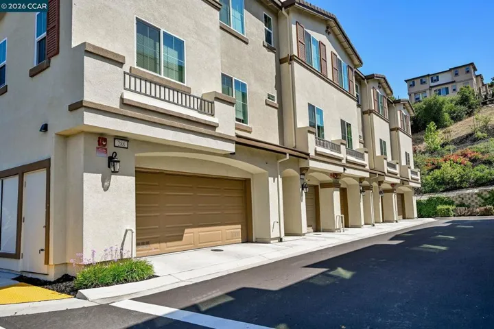 296 Laurel Knoll Dr, Martinez, California 94553