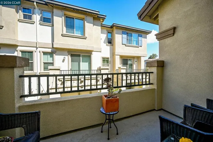 296 Laurel Knoll Dr, Martinez, California 94553