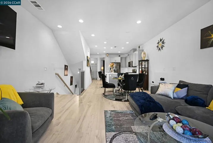 296 Laurel Knoll Dr, Martinez, California 94553