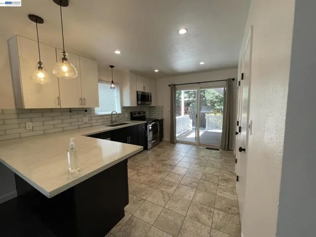 808 14th St, Oakland, California 94607