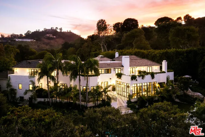 1748 Correa Way, Los Angeles, California 90049