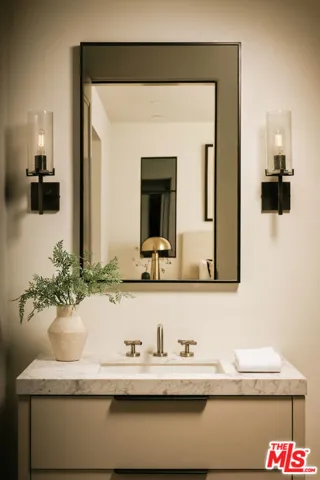 1748 Correa Way, Los Angeles, California 90049