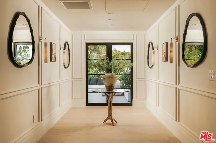1748 Correa Way, Los Angeles, California 90049