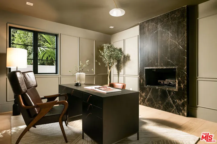 1748 Correa Way, Los Angeles, California 90049