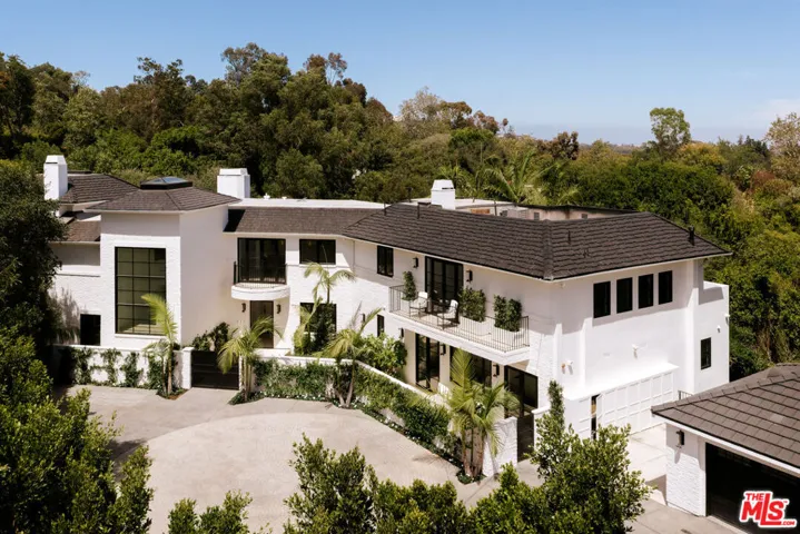 1748 Correa Way, Los Angeles, California 90049