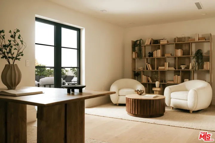 1748 Correa Way, Los Angeles, California 90049