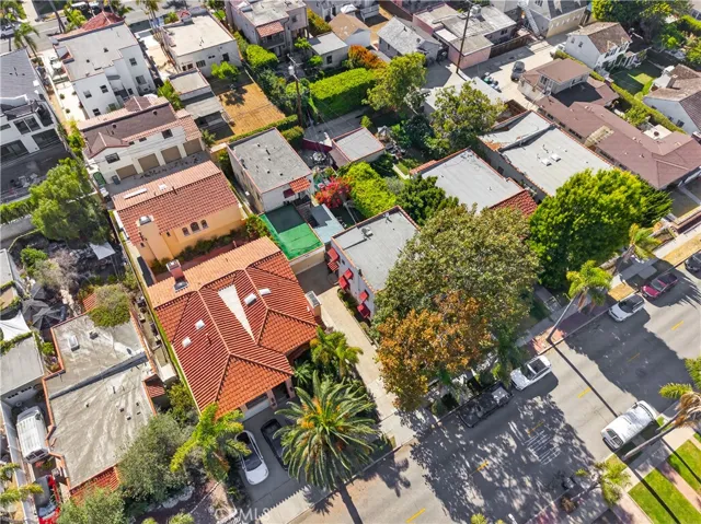 323 Park Avenue, Long Beach, California 90814