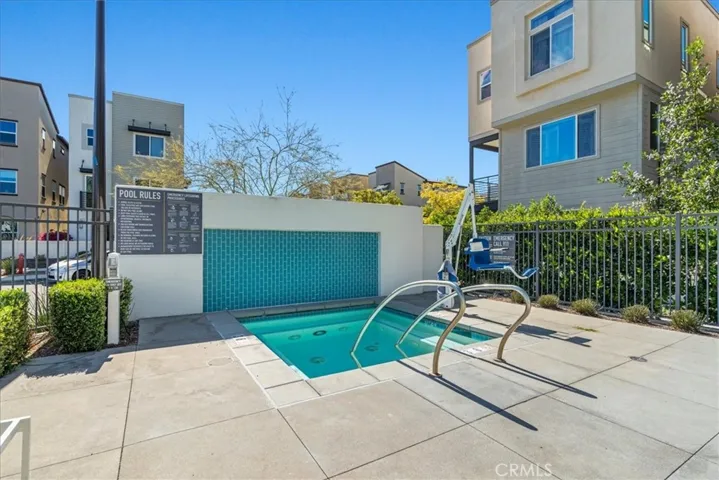 634 Daniel Freemann Cir, Inglewood, California 90301