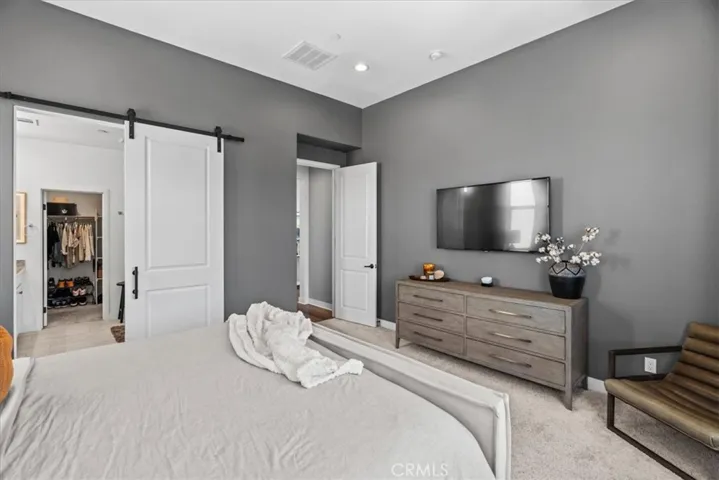 634 Daniel Freemann Cir, Inglewood, California 90301
