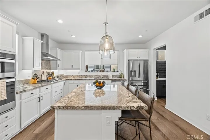 634 Daniel Freemann Cir, Inglewood, California 90301