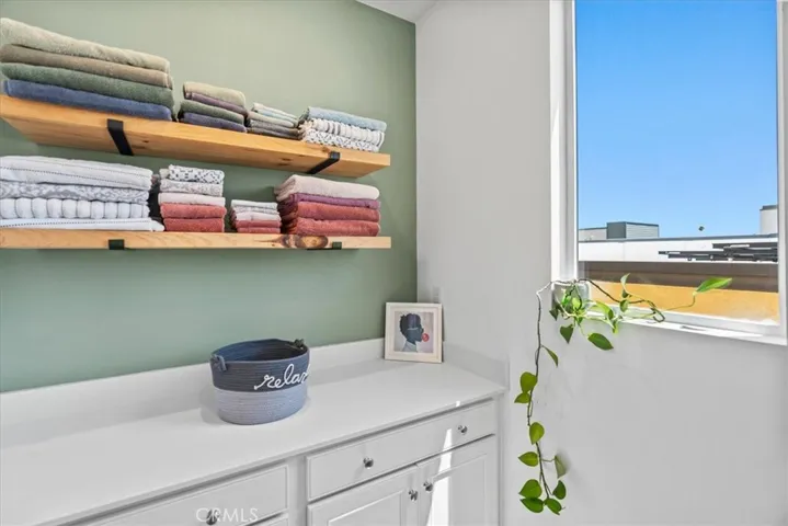 634 Daniel Freemann Cir, Inglewood, California 90301