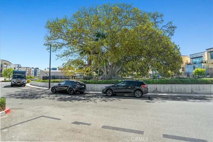 634 Daniel Freemann Cir, Inglewood, California 90301