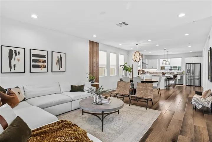 634 Daniel Freemann Cir, Inglewood, California 90301