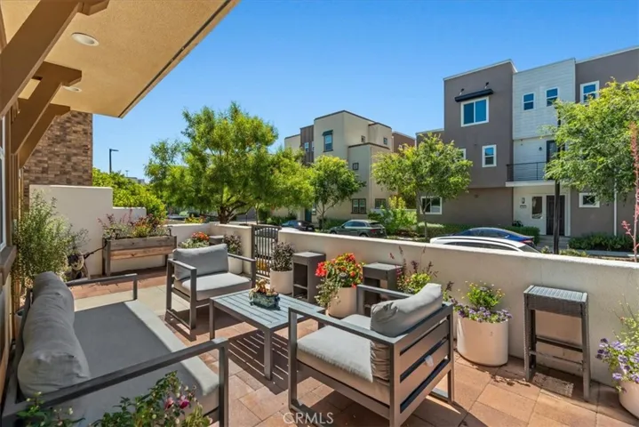 634 Daniel Freemann Cir, Inglewood, California 90301