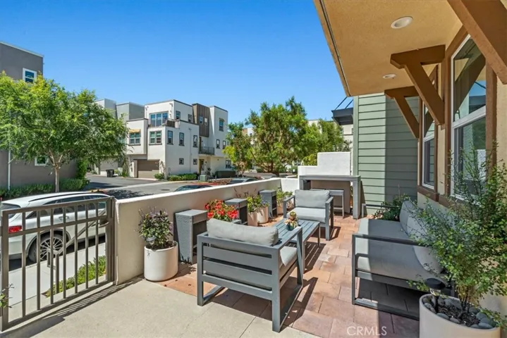 634 Daniel Freemann Cir, Inglewood, California 90301