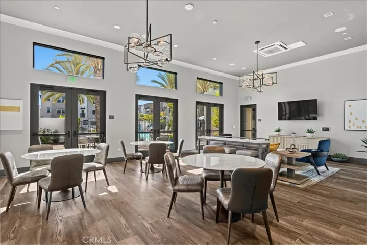 634 Daniel Freemann Cir, Inglewood, California 90301
