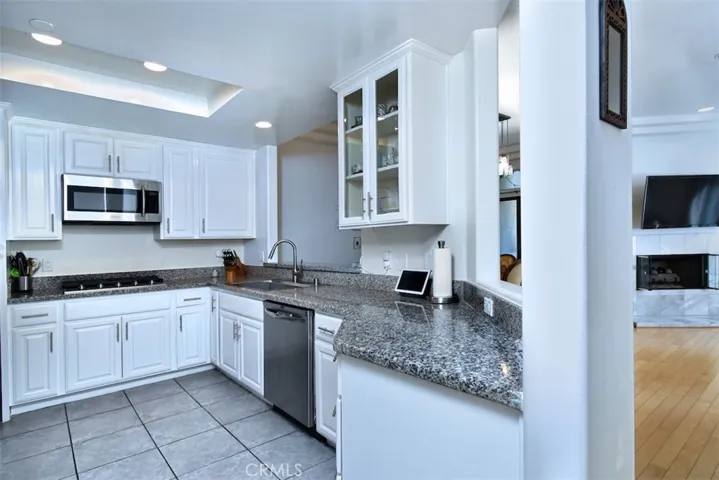 11847 Laurelwood 304, Studio City, California 91604