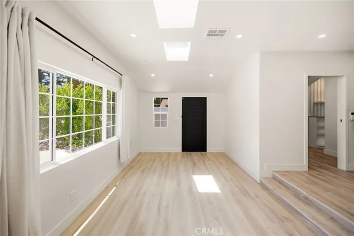 21231 San Miguel Street, Woodland Hills, California 91364