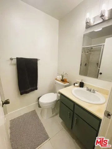 8314 Raintree Circle, Culver City, California 90230
