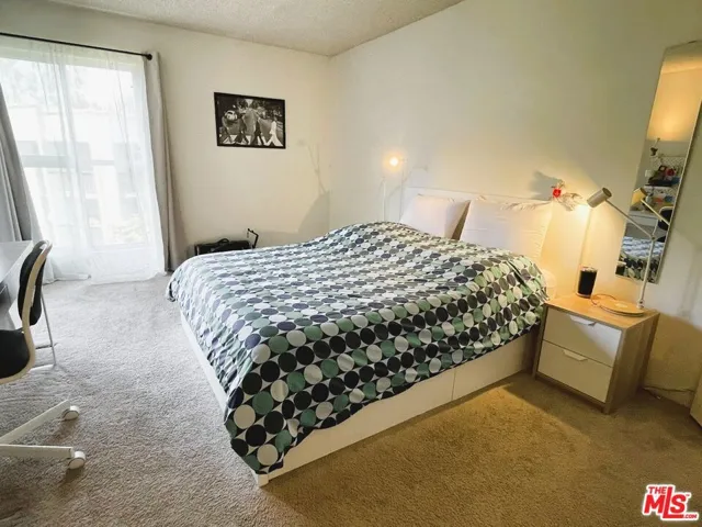 8314 Raintree Circle, Culver City, California 90230