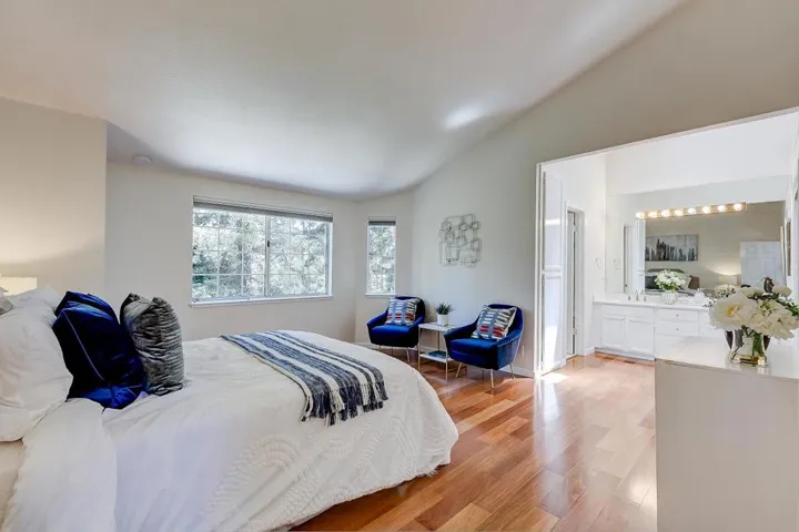 20667 Gardenside, Cupertino, California 95014