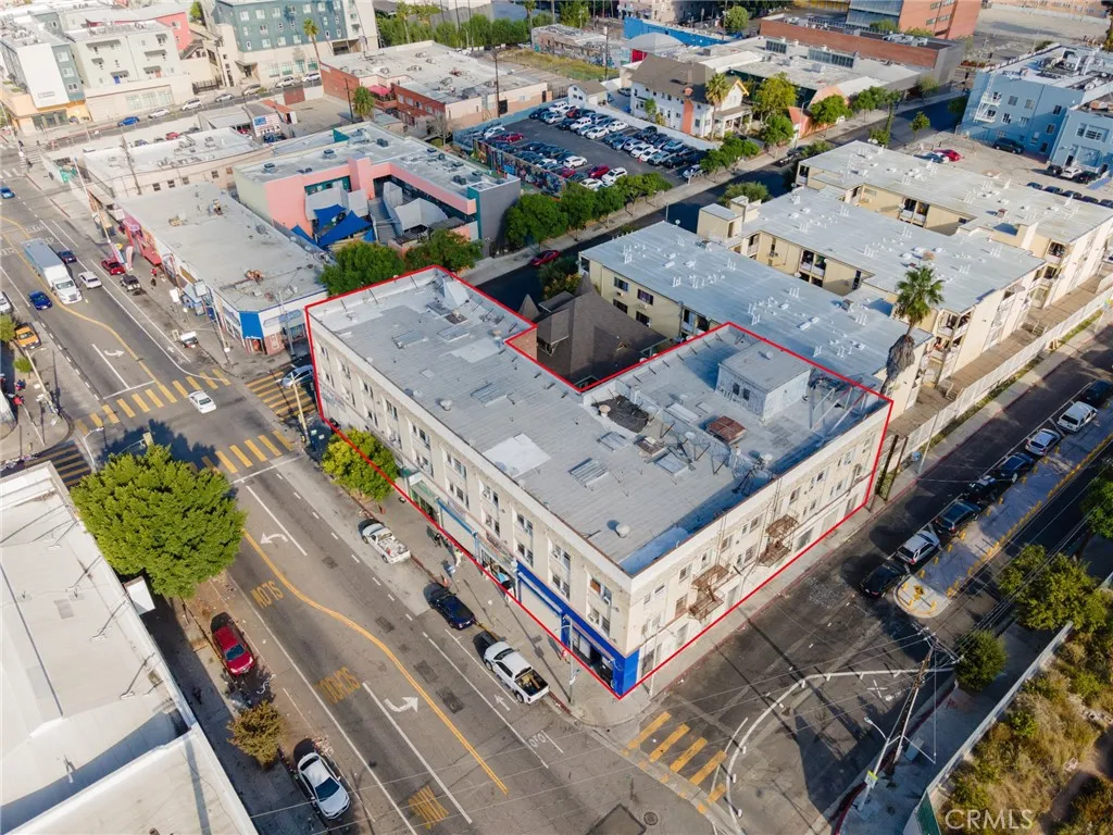 694 S Burlington Avenue, Los Angeles, California 90057 — photo 5
