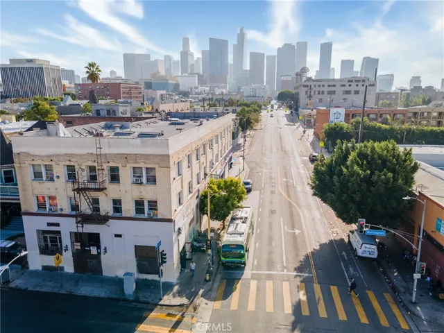 694 S Burlington Avenue, Los Angeles, California 90057