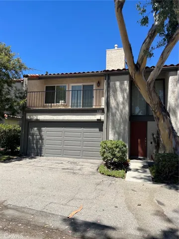 11411 Tampa 118, Porter Ranch, California 91326