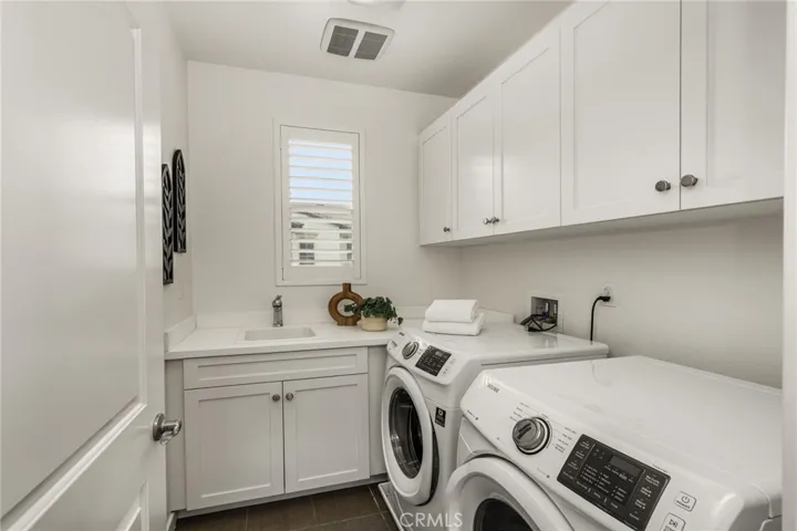 16 Cooper, Lake Forest, California 92630