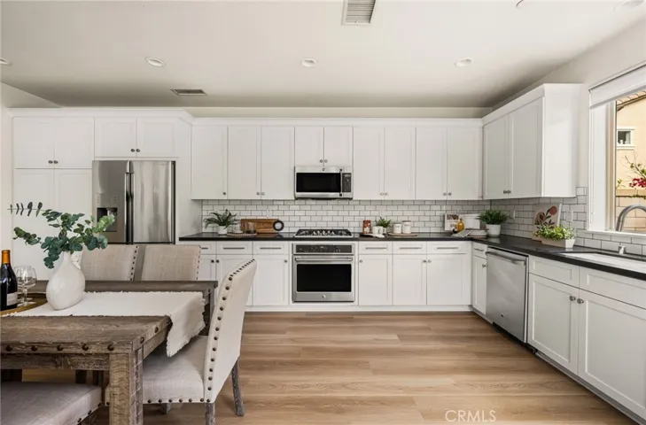 16 Cooper, Lake Forest, California 92630