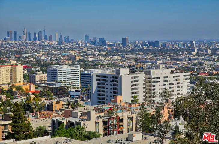7250 Franklin Avenue 1006, Los Angeles, California 90046