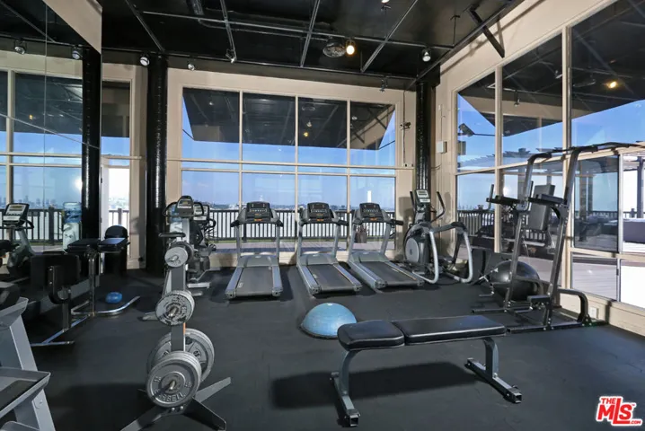 7250 Franklin Avenue 1006, Los Angeles, California 90046