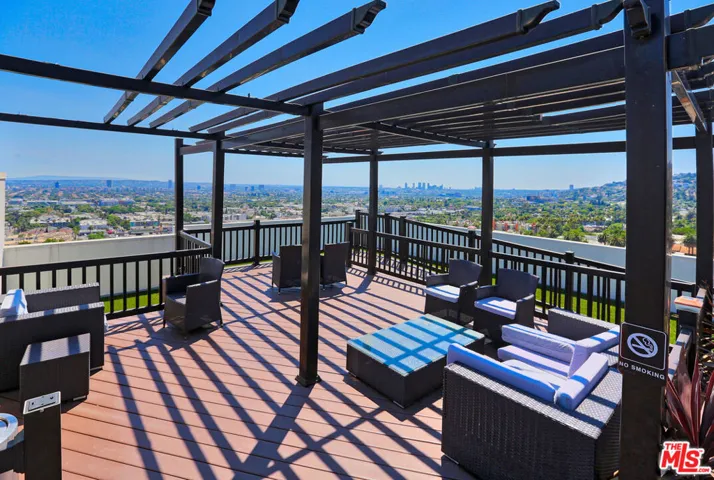 7250 Franklin Avenue 1006, Los Angeles, California 90046