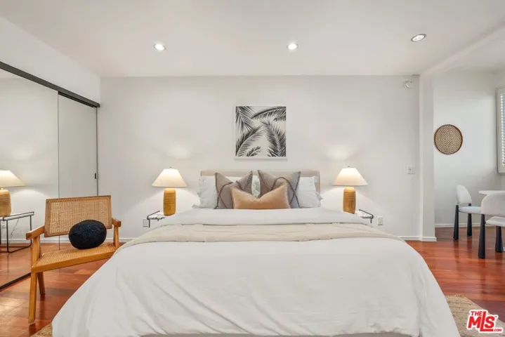 7250 Franklin Avenue 1006, Los Angeles, California 90046