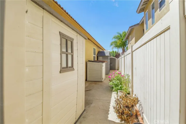Sideyard