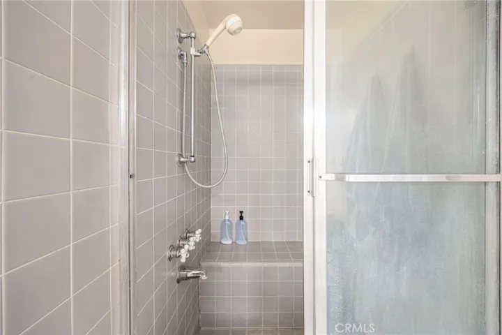366 El Encanto Dr, Pasadena, California 91107