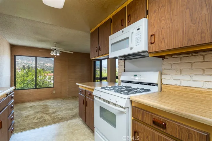 Kitchen to dining area