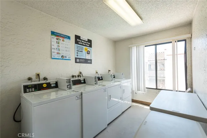 3rd floor laundry