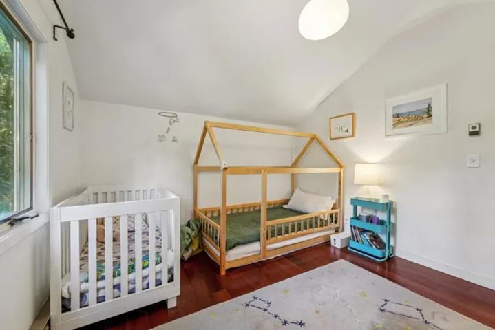 252 Blakewood Way, Redwood City, California 94062