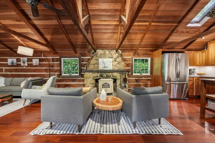 252 Blakewood Way, Redwood City, California 94062
