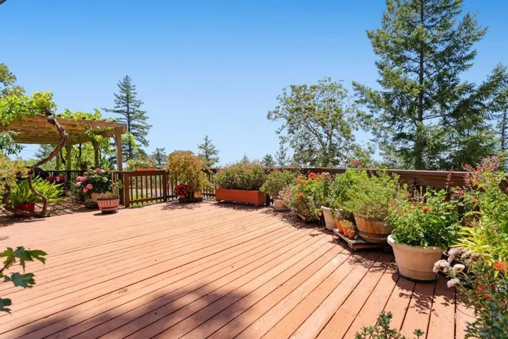 27255 Loma Prieta Way, Los Gatos, California 95033